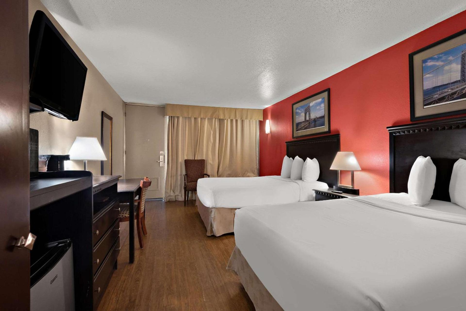 Quality Inn Wayne - Fairfield Area photo 22
