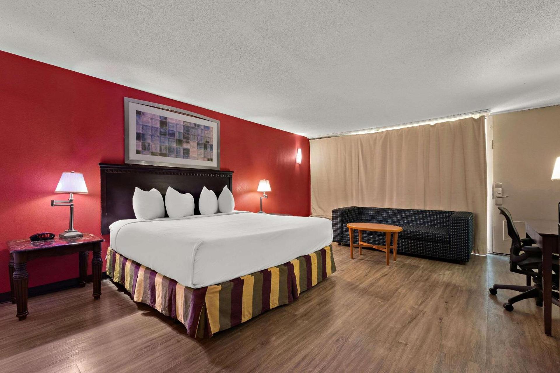Quality Inn Wayne - Fairfield Area photo 30