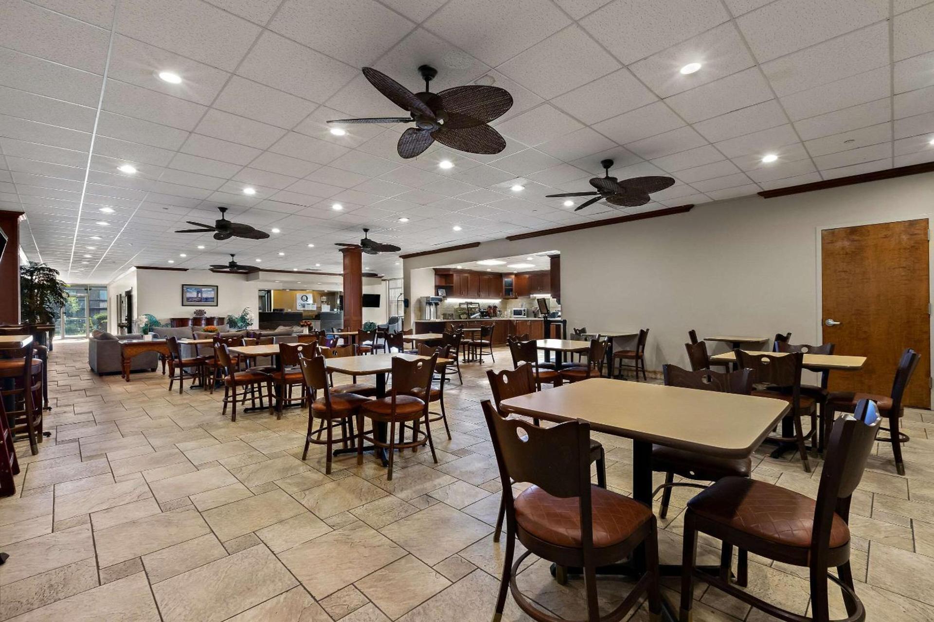 Quality Inn Wayne - Fairfield Area photo 34