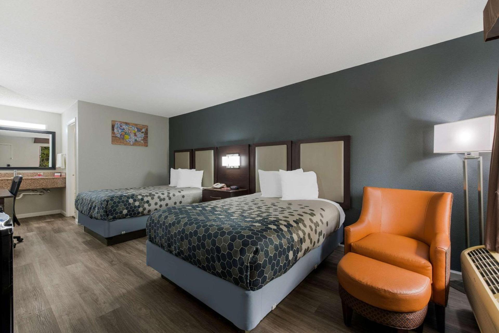 Econo Lodge Cheraw Market Street photo 21
