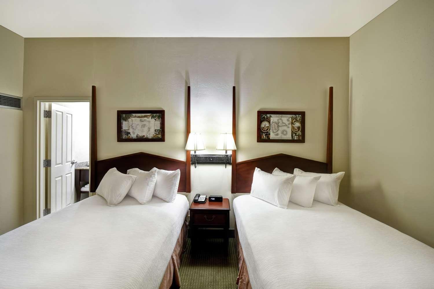 Embassy Suites Charleston - Historic District photo 48