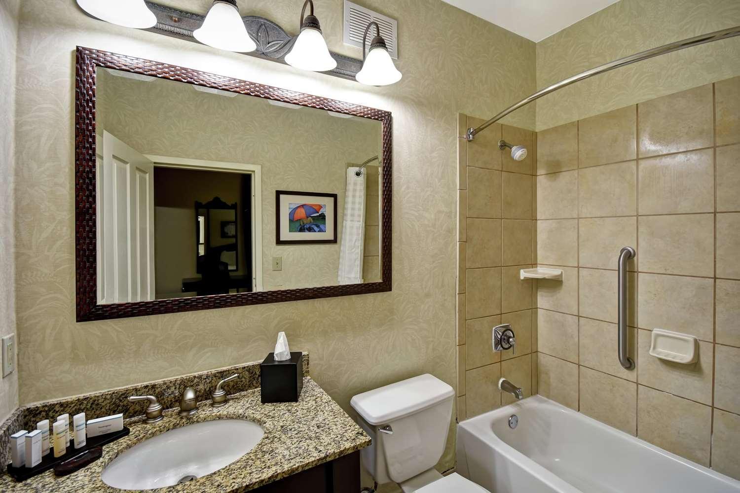Embassy Suites Charleston - Historic District photo 50