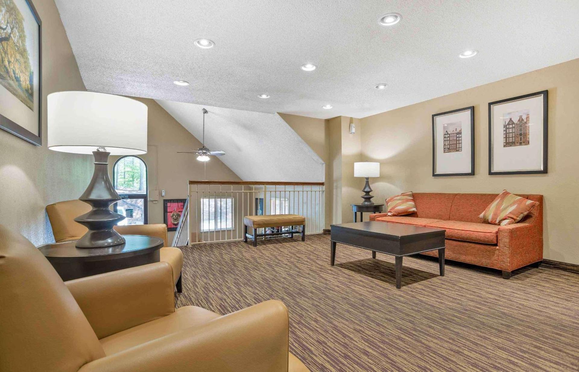 Extended Stay America Select Suites - Birmingham - Inverness photo 5