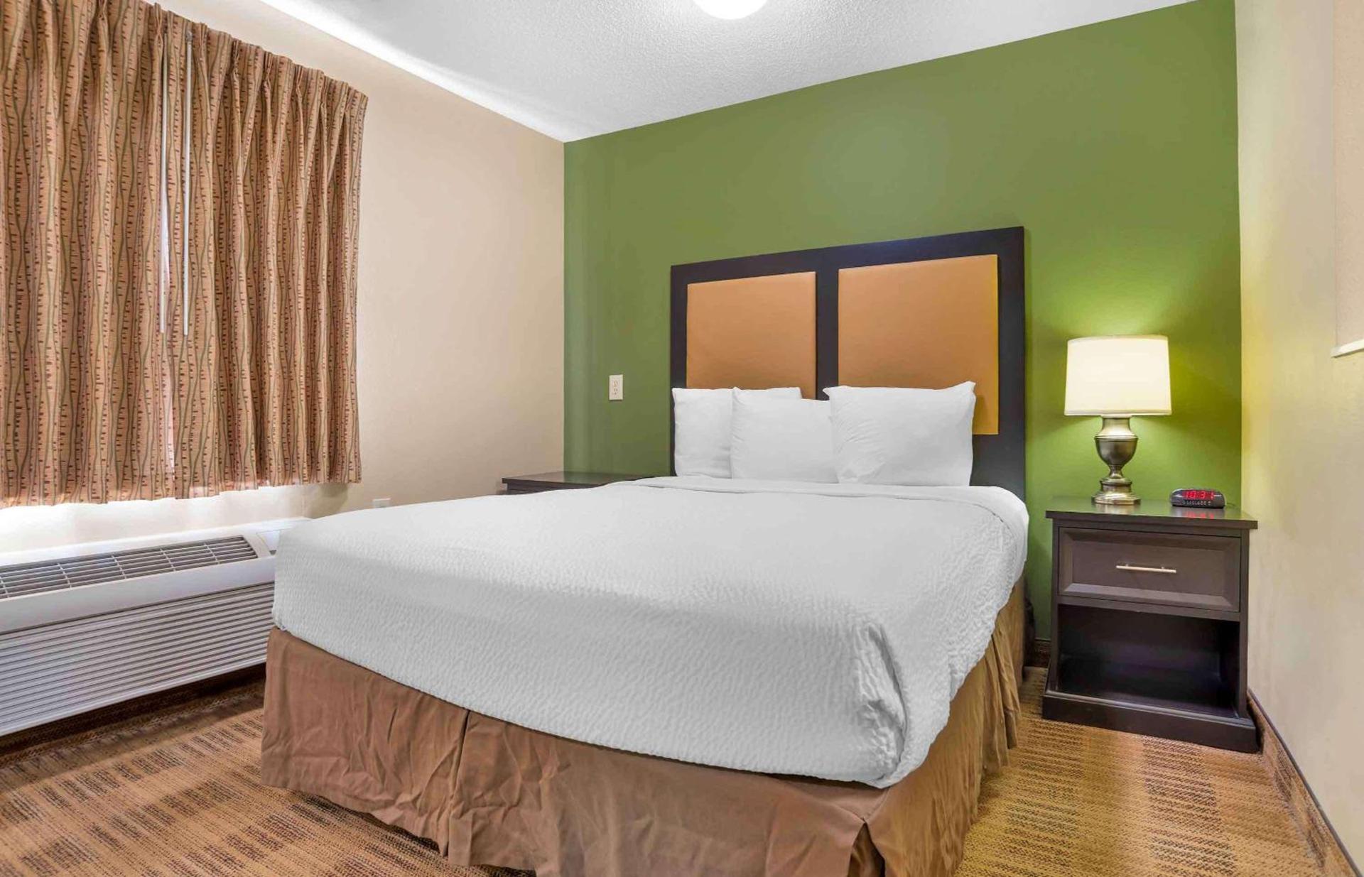 Extended Stay America Select Suites - Birmingham - Inverness photo 13
