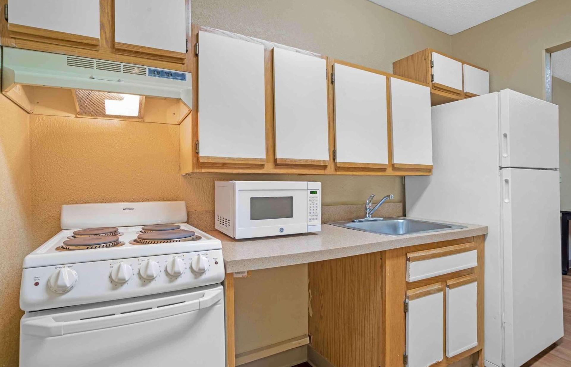 Extended Stay America Select Suites - Birmingham - Inverness photo 18