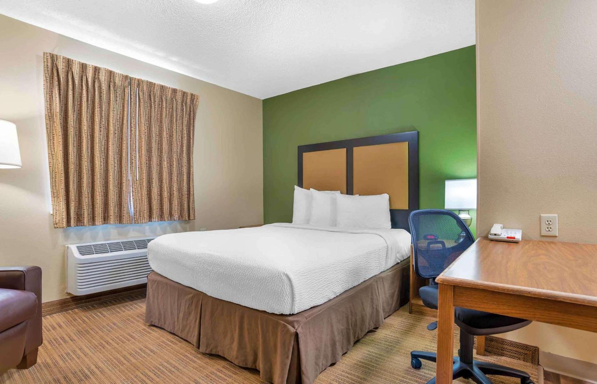Extended Stay America Select Suites - Birmingham - Inverness photo 20
