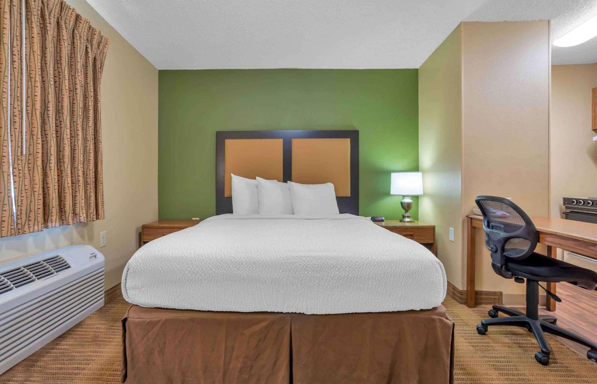 Extended Stay America Select Suites - Birmingham - Inverness photo 21