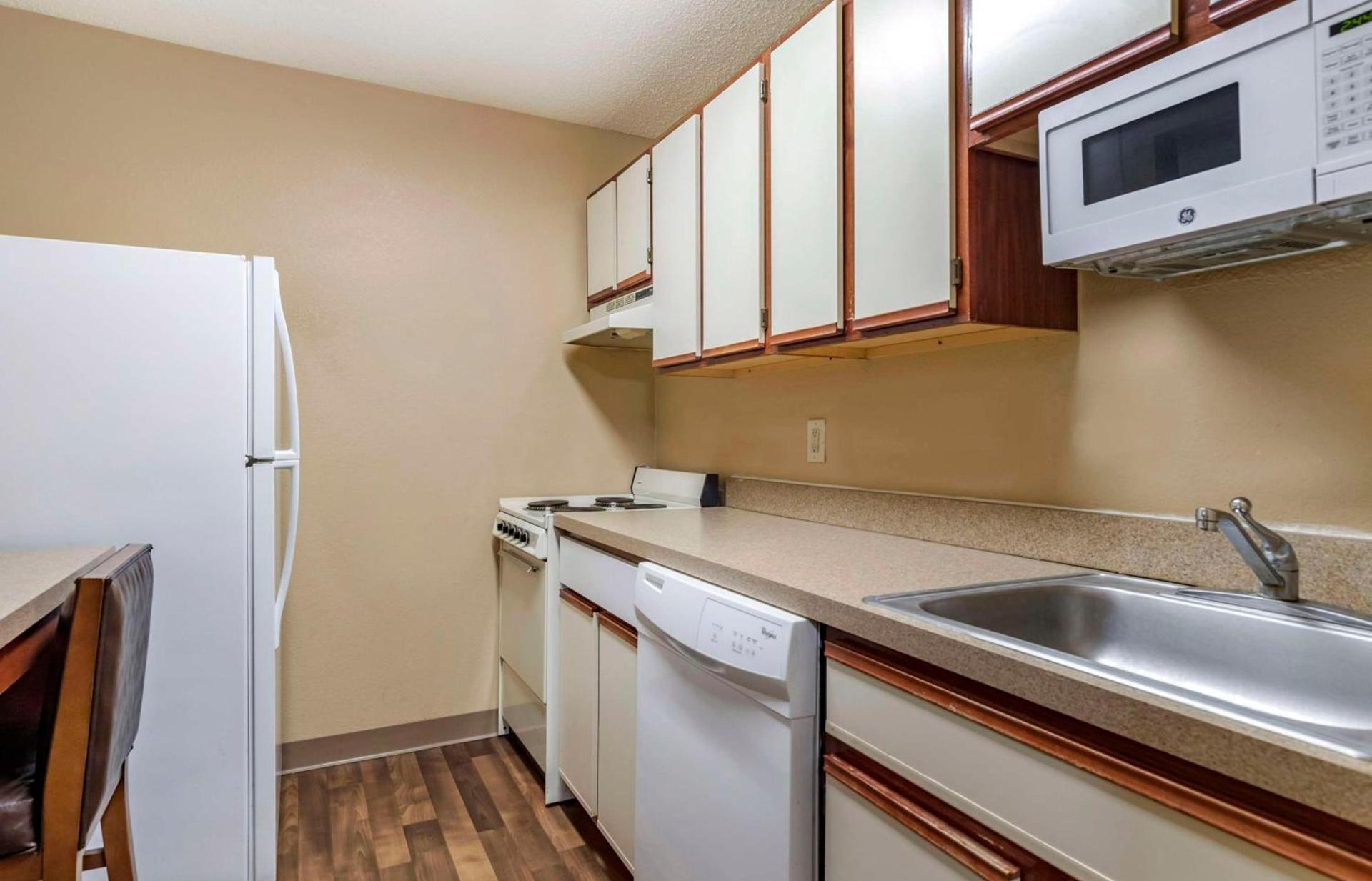 Extended Stay America Suites - San Antonio - Colonnade - Medical photo 22