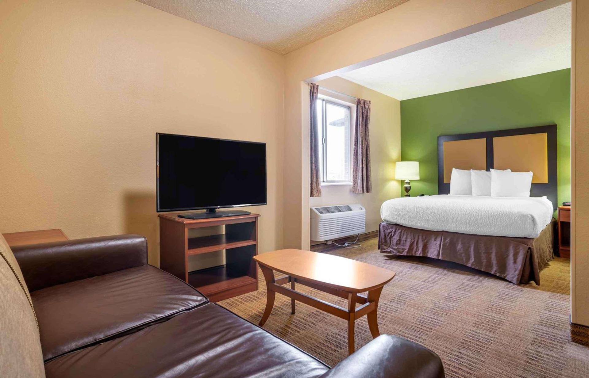 Studio 6 Suites Jackson Ridgeland MS photo 15