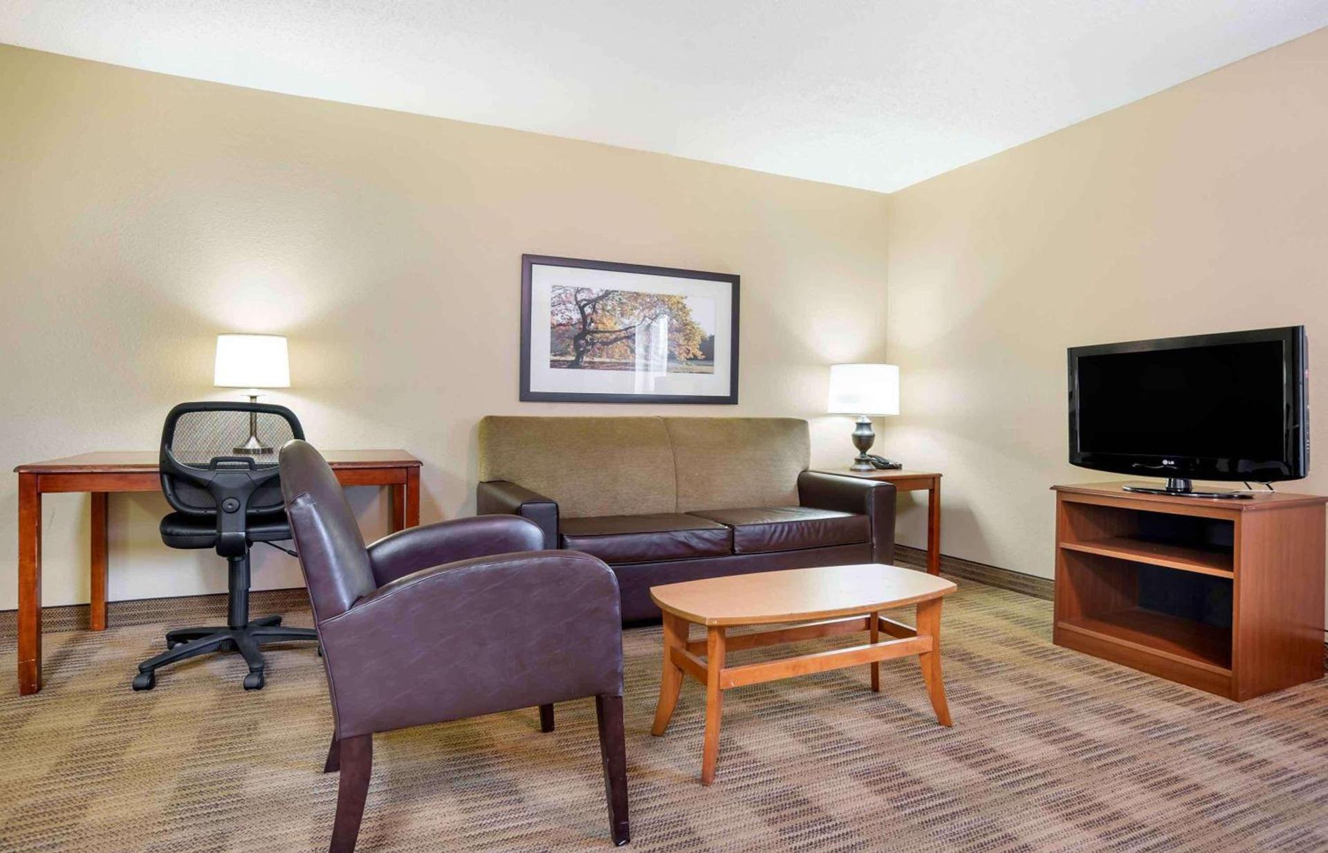 Studio 6 Suites Jackson Ridgeland MS photo 20