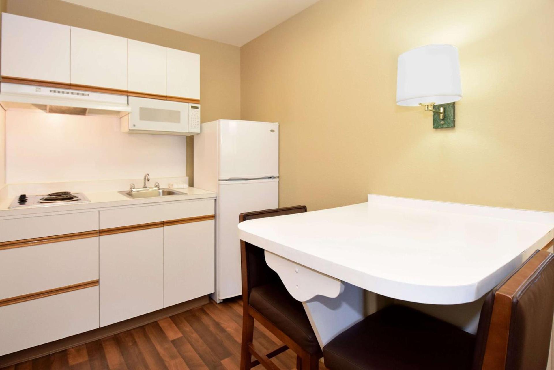 Extended Stay America Suites - Portland - Beaverton photo 7