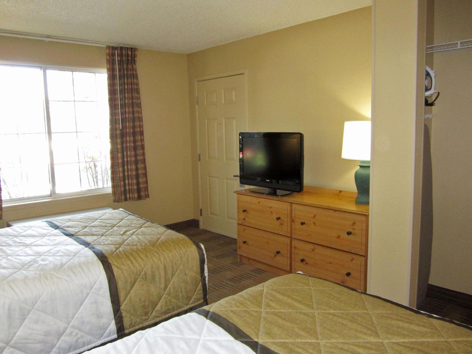 Extended Stay America Suites - Portland - Beaverton photo 12
