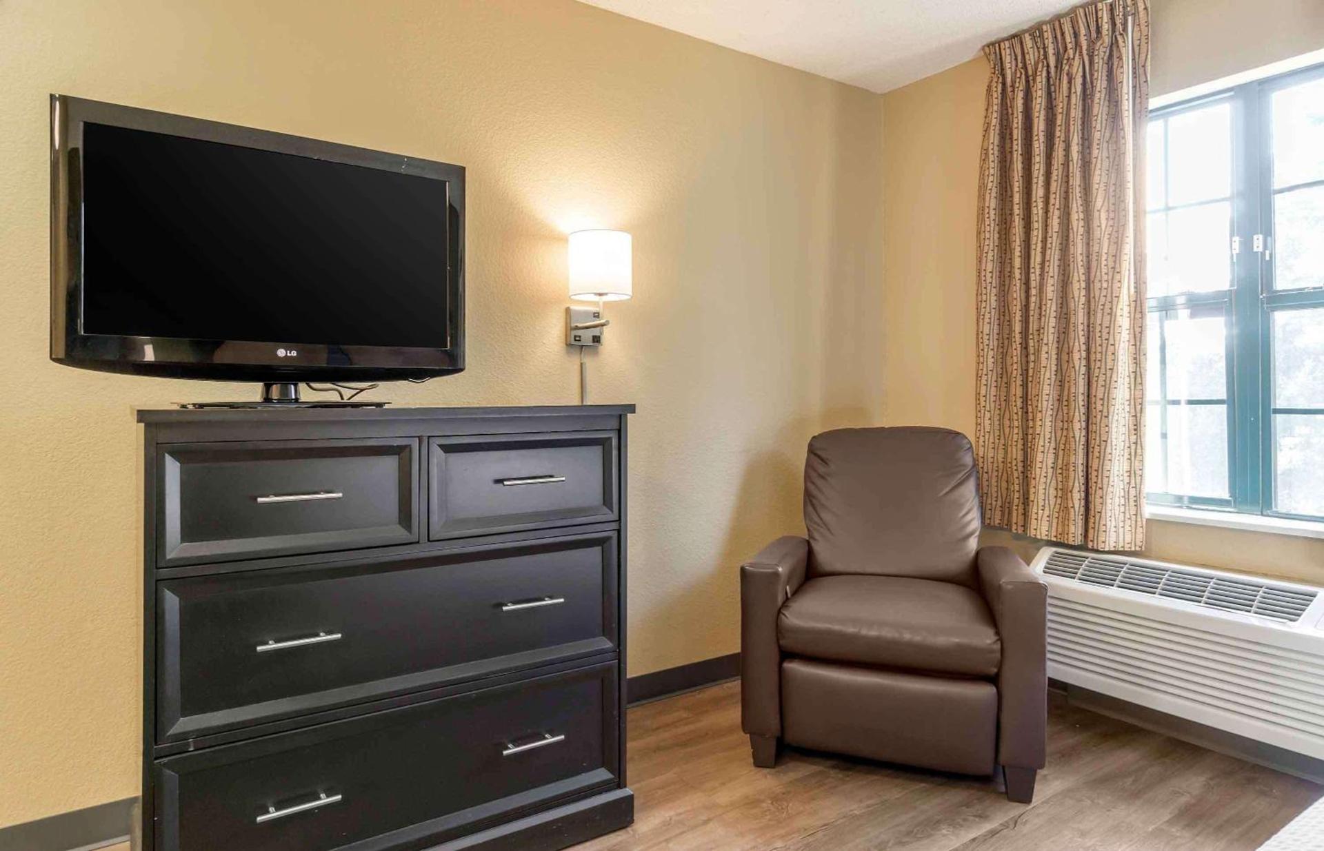 Extended Stay America Suites - Seattle - Everett - North photo 12