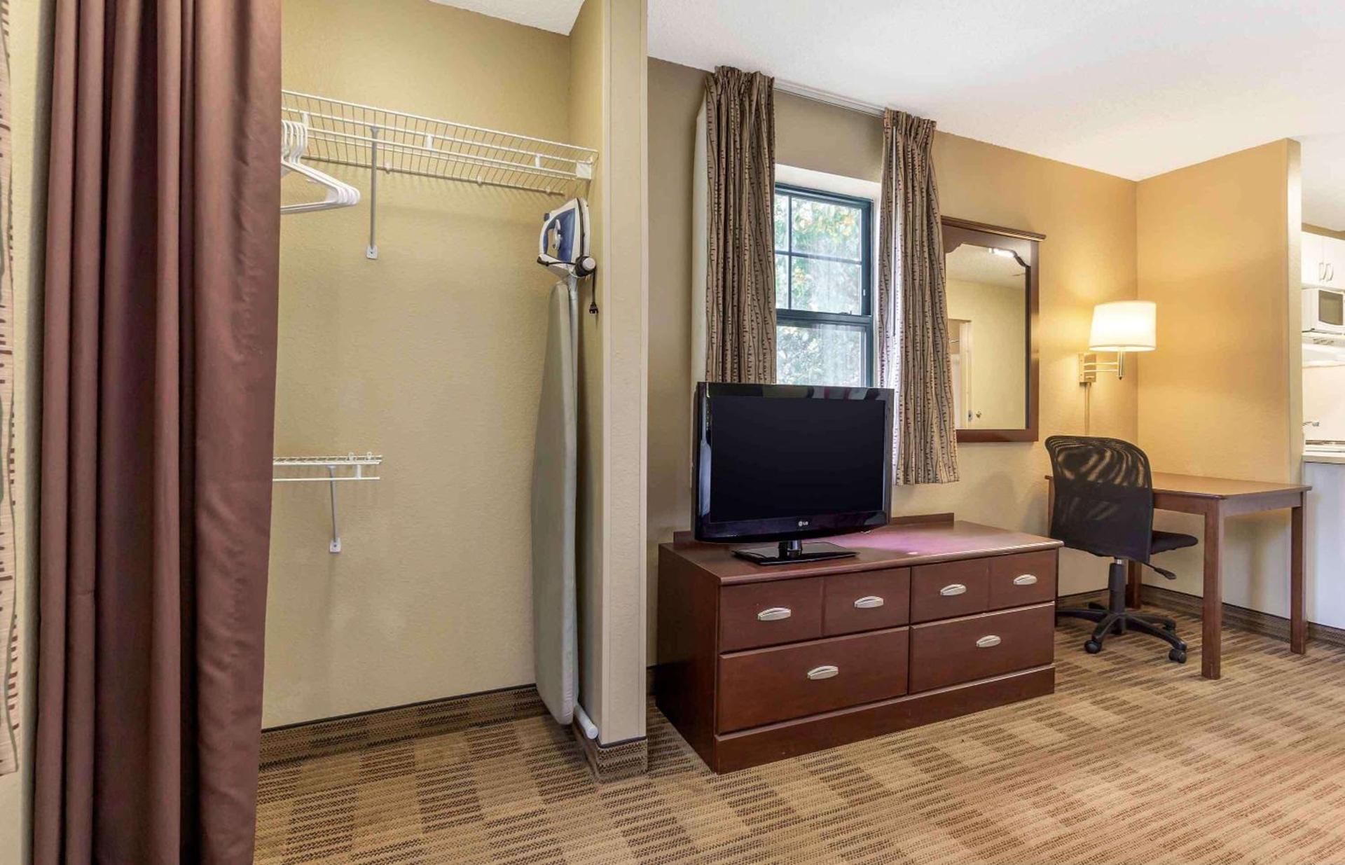 Extended Stay America Suites - Seattle - Bothell - West photo 15