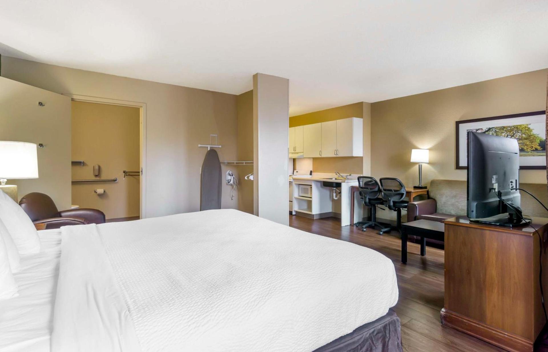 Extended Stay America Suites - Seattle - Everett - Silverlake photo 15