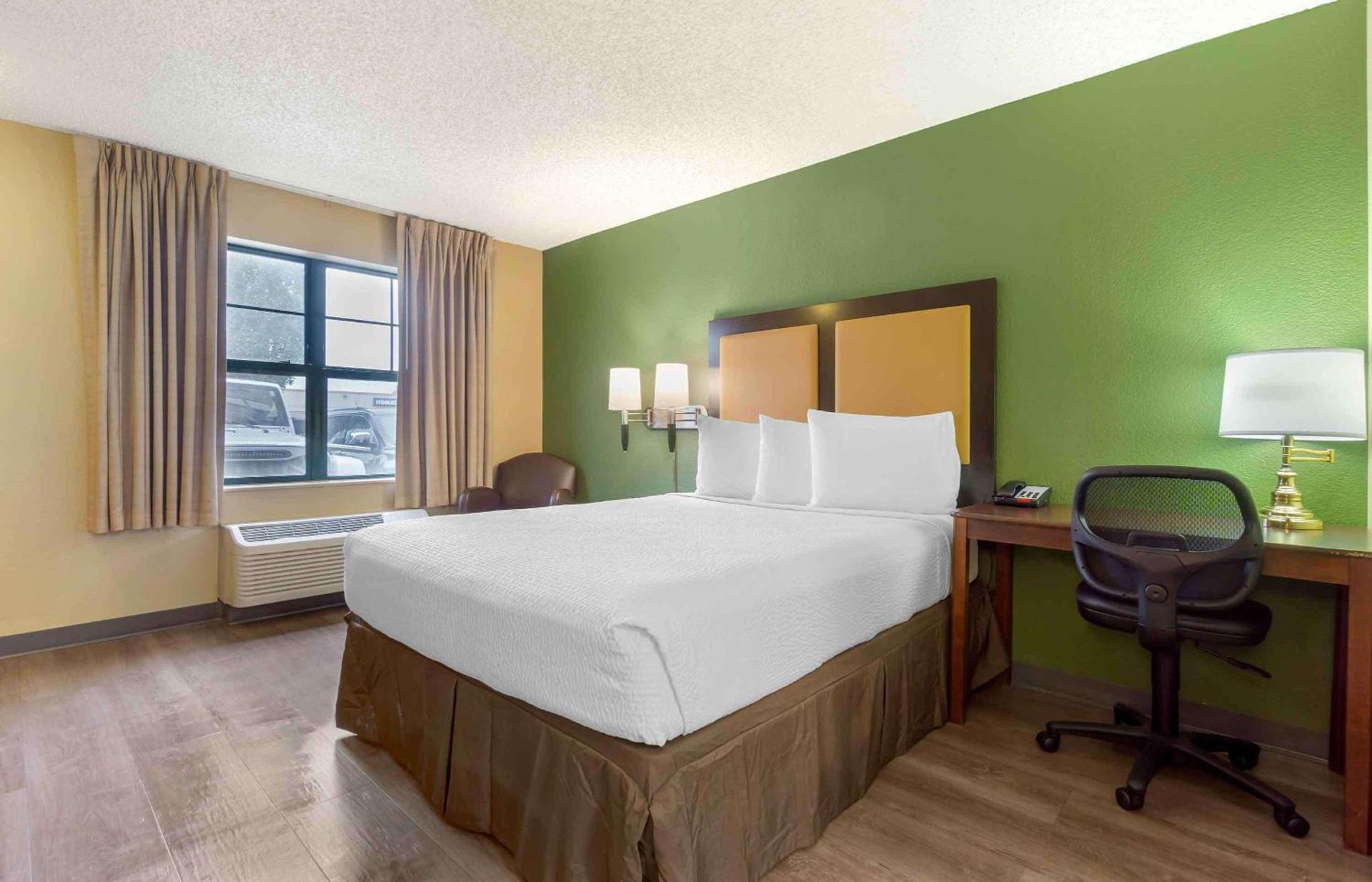 Studio 6 Suites Seattle Kent WA photo 15
