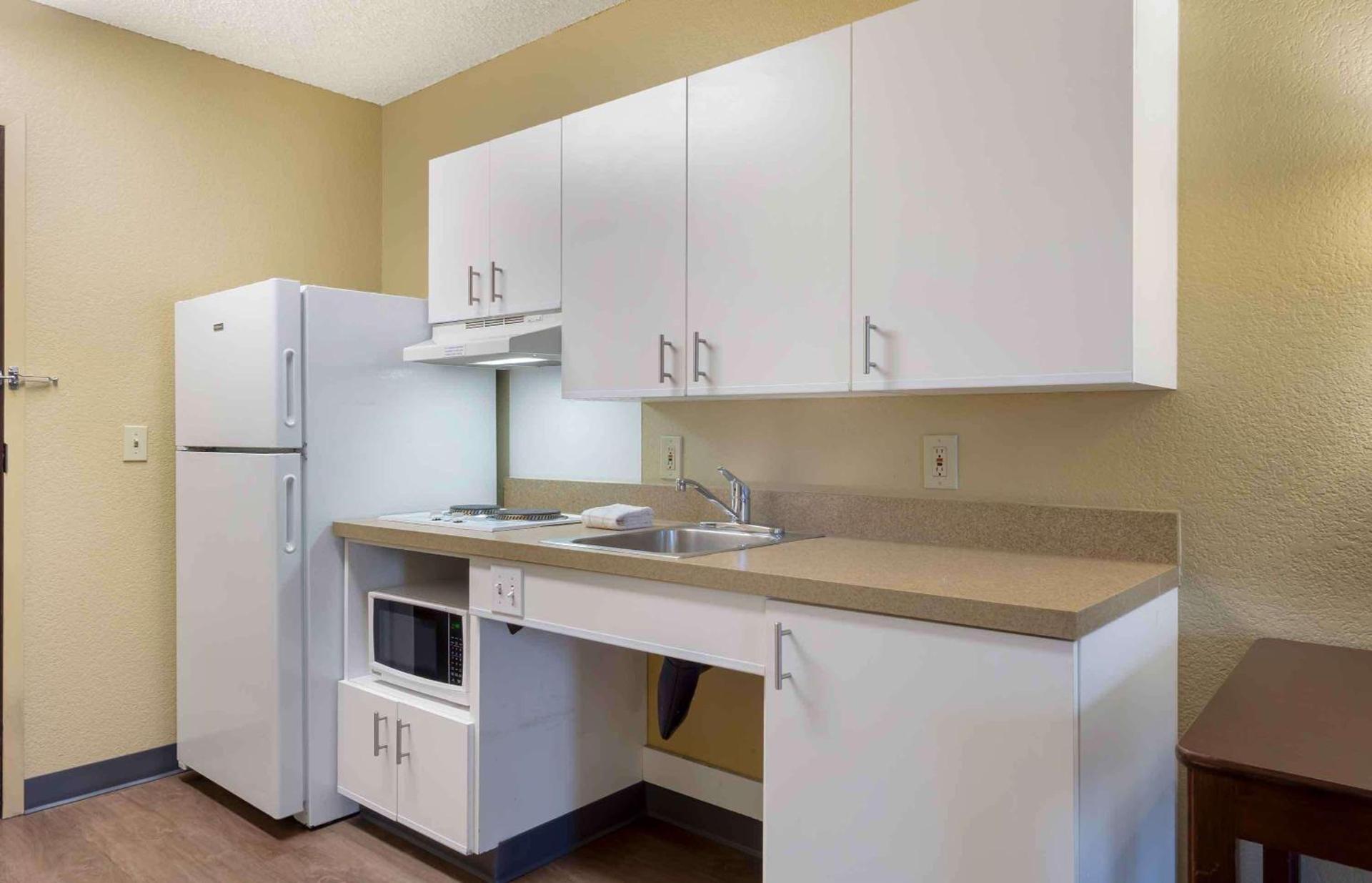 Studio 6 Suites Seattle Kent WA photo 18