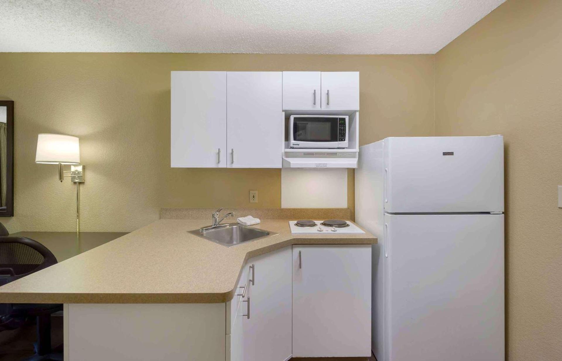 Studio 6 Suites Seattle Kent WA photo 22