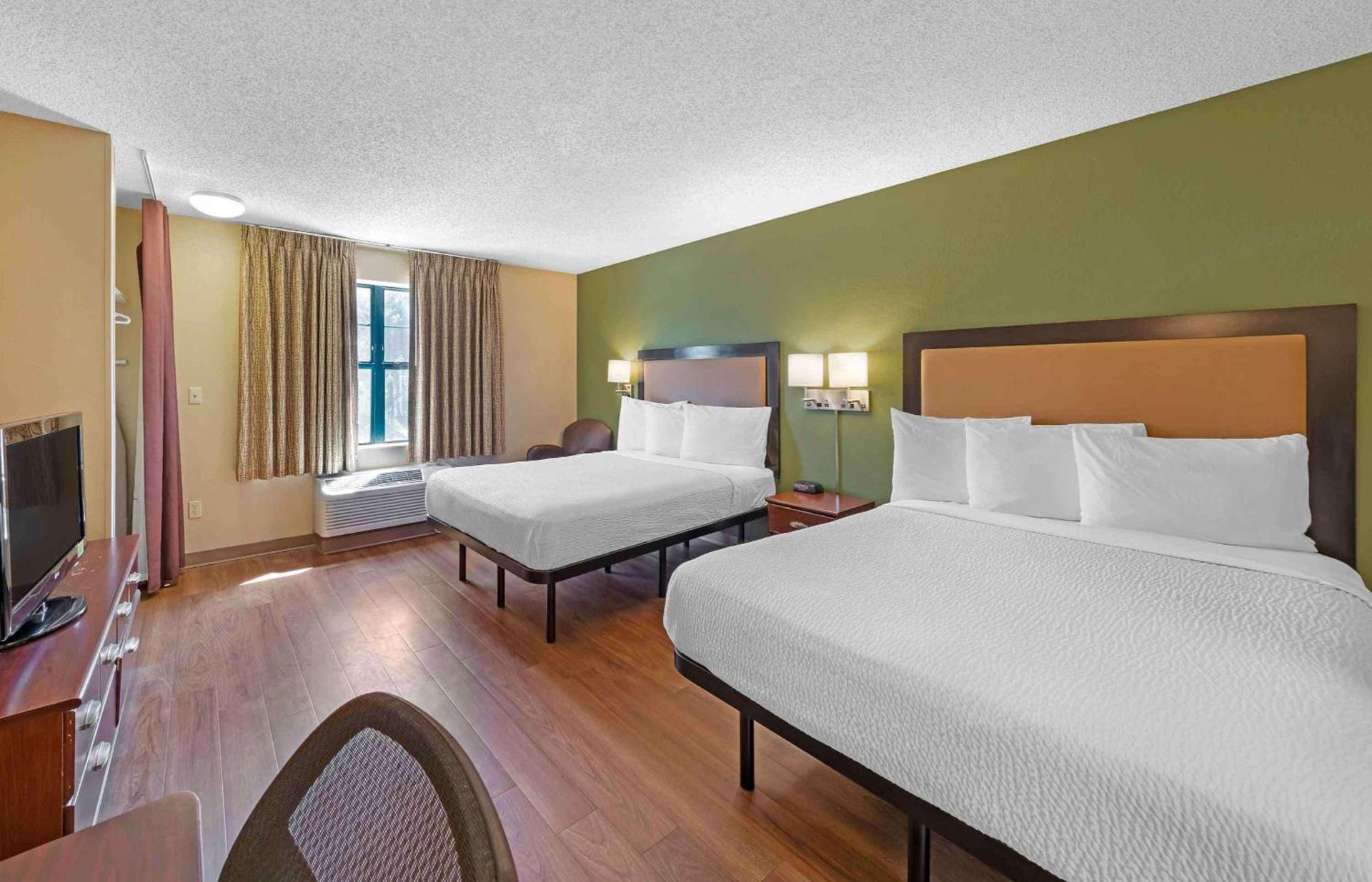 Studio 6 Suites Seattle Kent WA photo 23