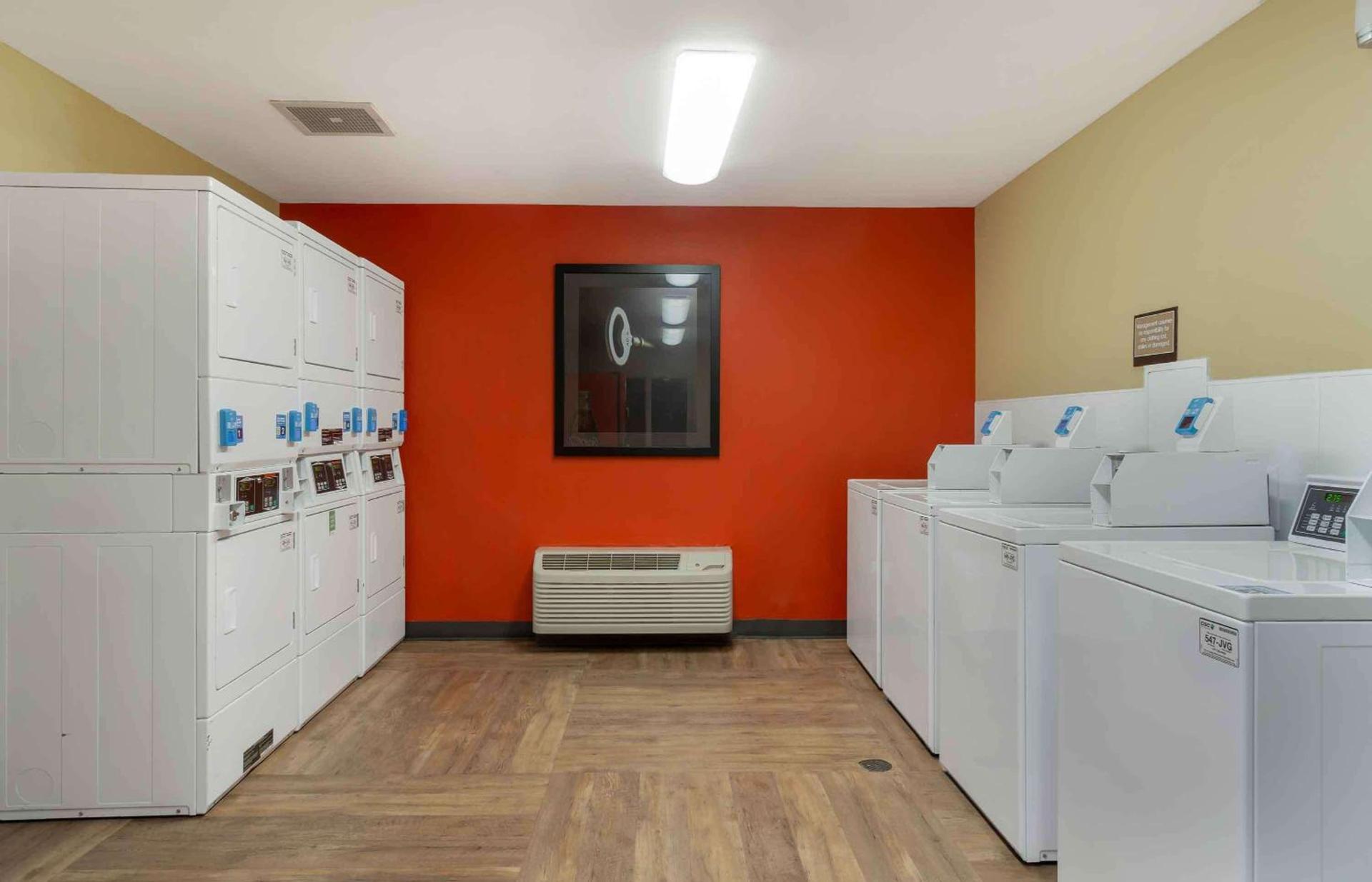 Studio 6 Suites Seattle Kent WA photo 29