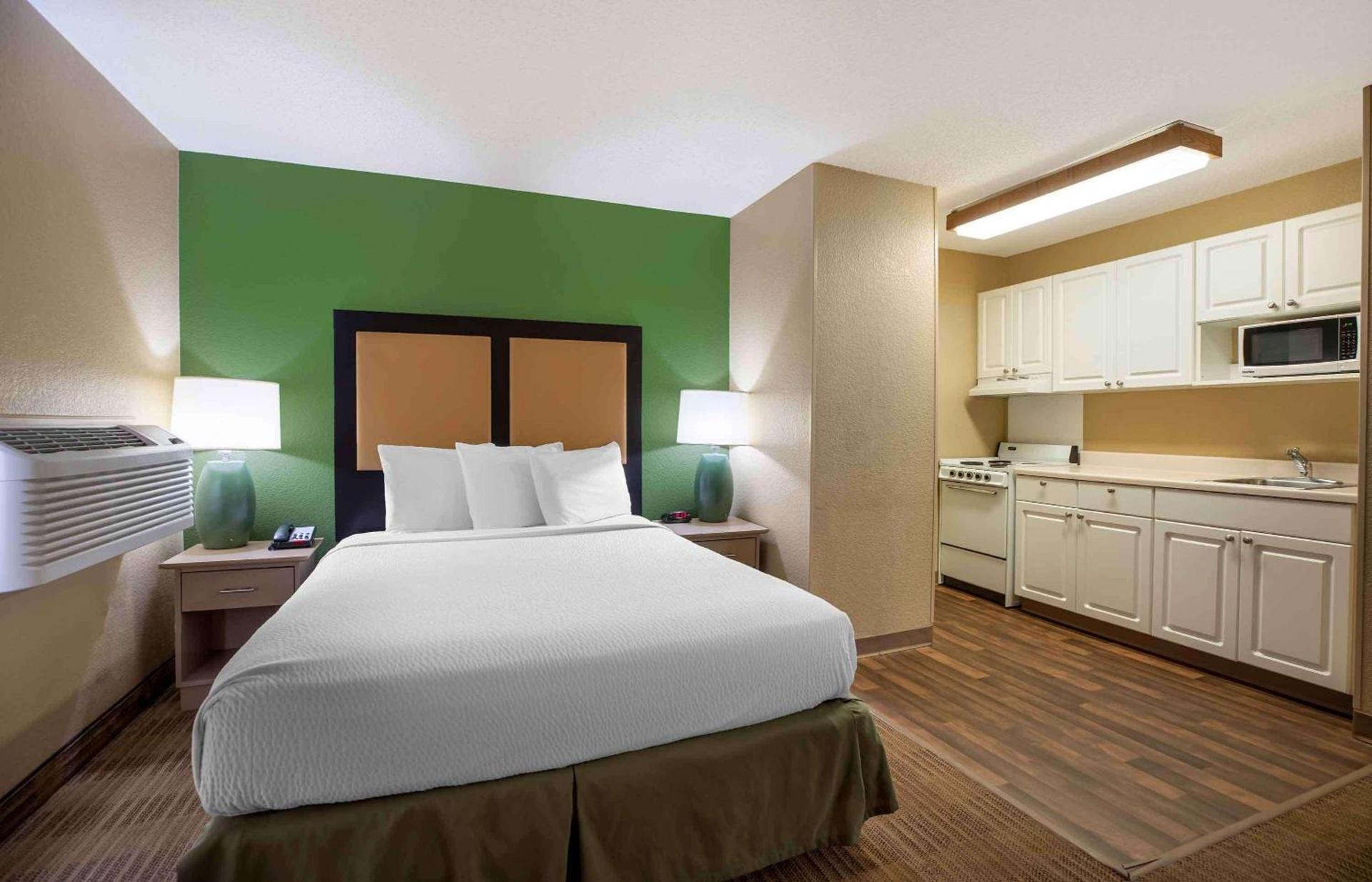 Extended Stay America Select Suites - Denver - Tech Center South photo 9