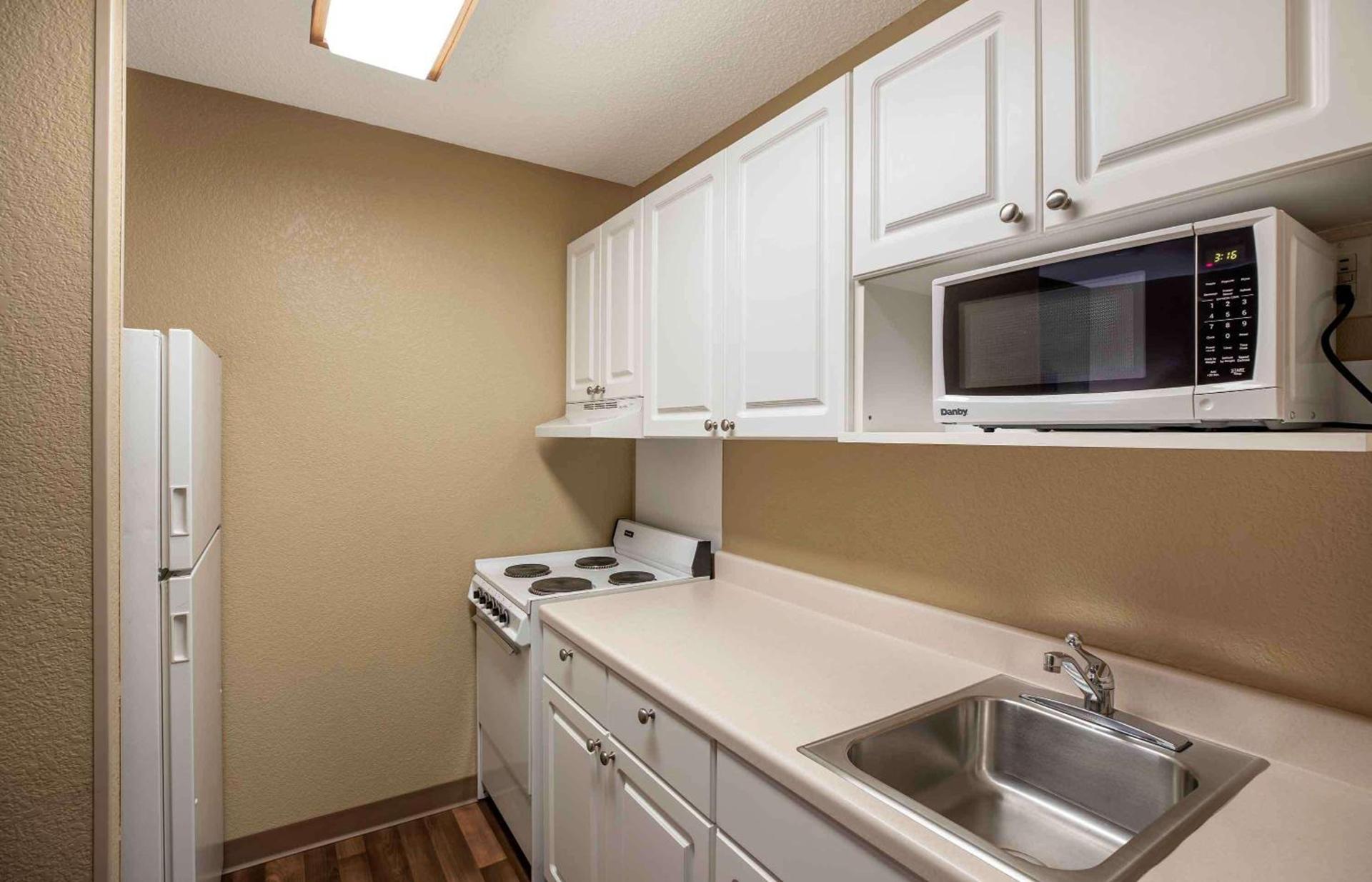 Extended Stay America Select Suites - Denver - Tech Center South photo 12