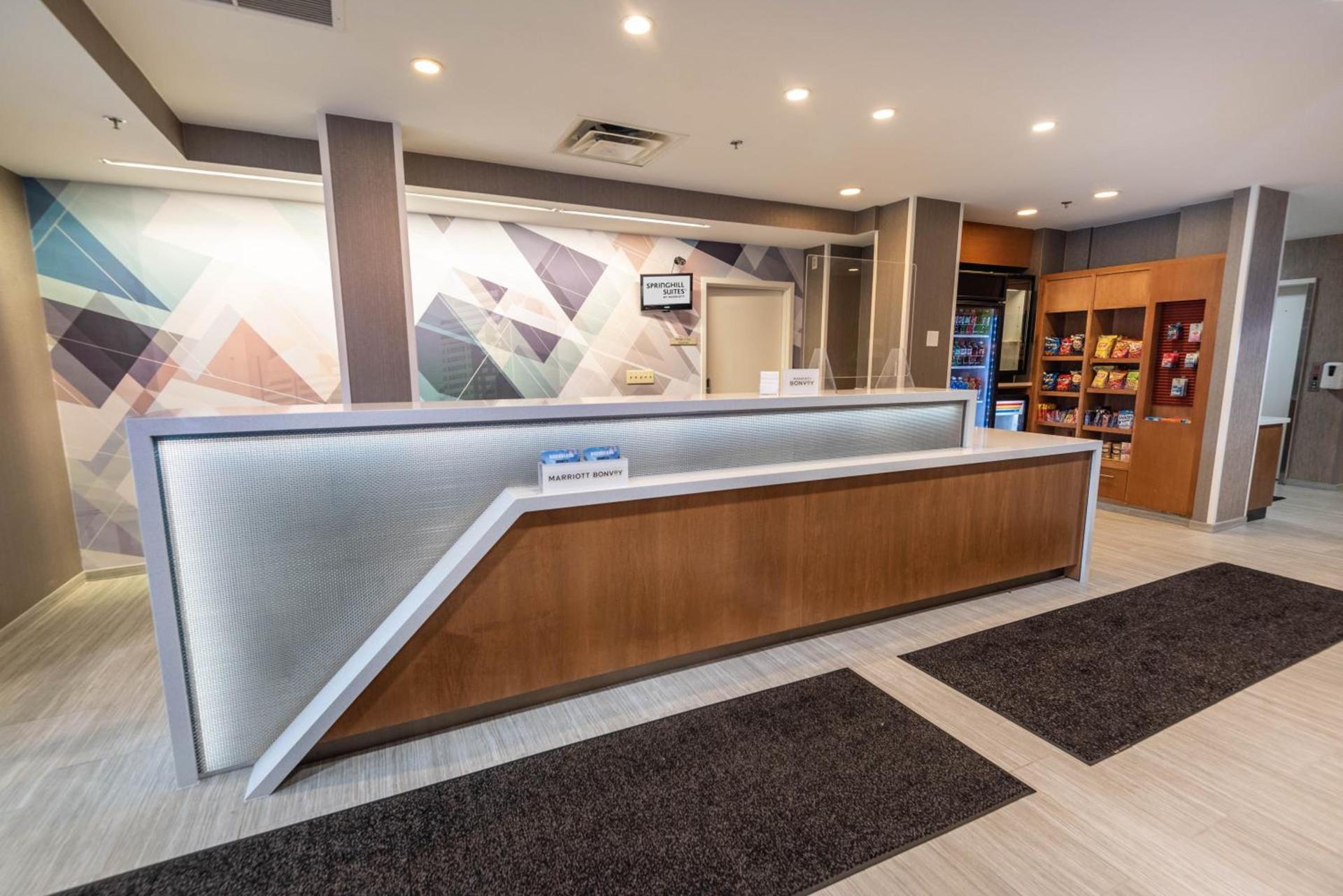 SpringHill Suites Columbus Airport Gahanna photo 8