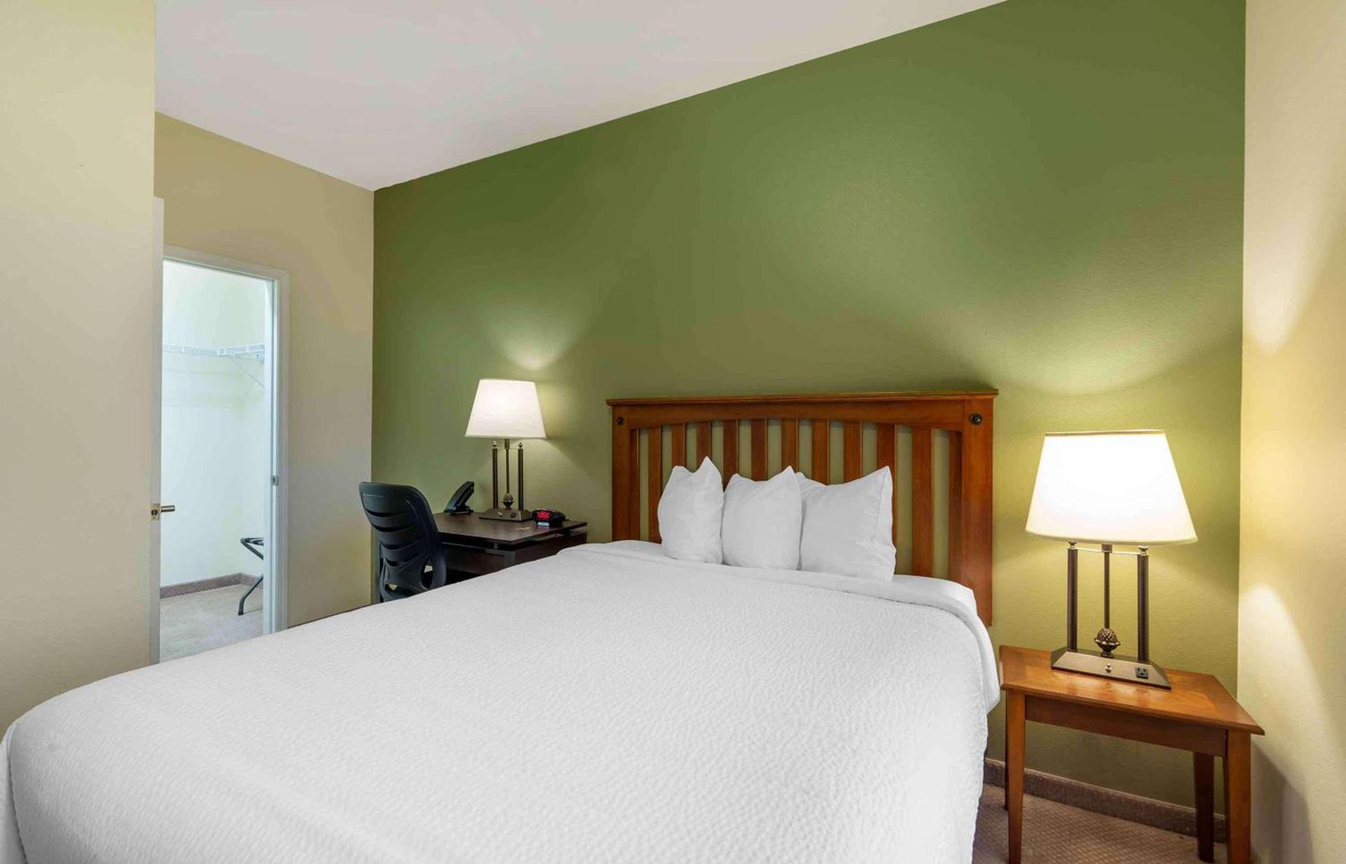 Extended Stay Americas Suites - Minot photo 49