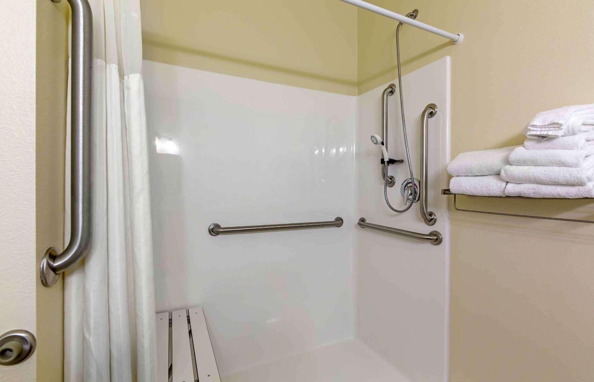 Extended Stay Americas Suites - Minot photo 55