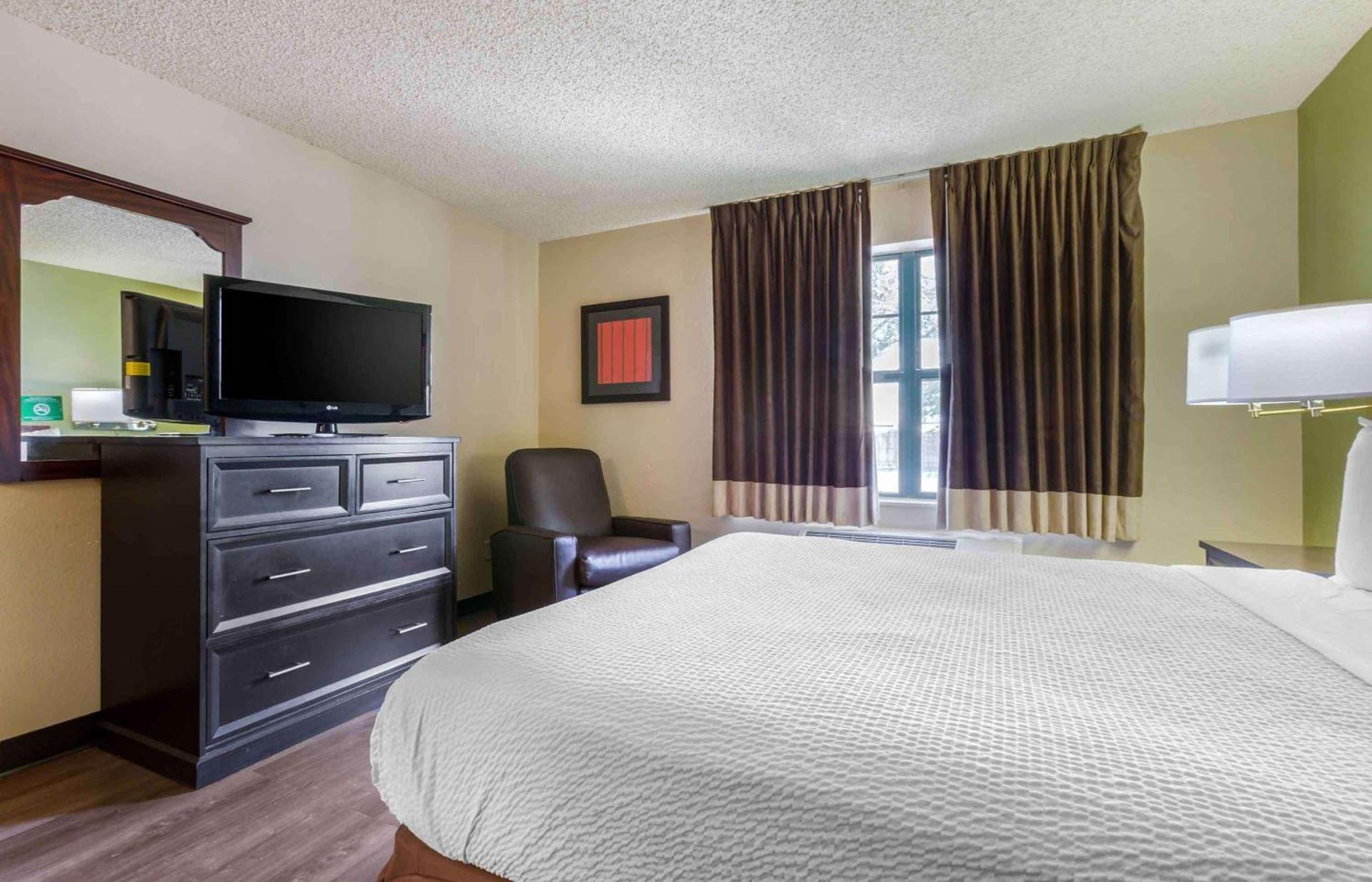 Extended Stay America Suites - Phoenix - Airport photo 17