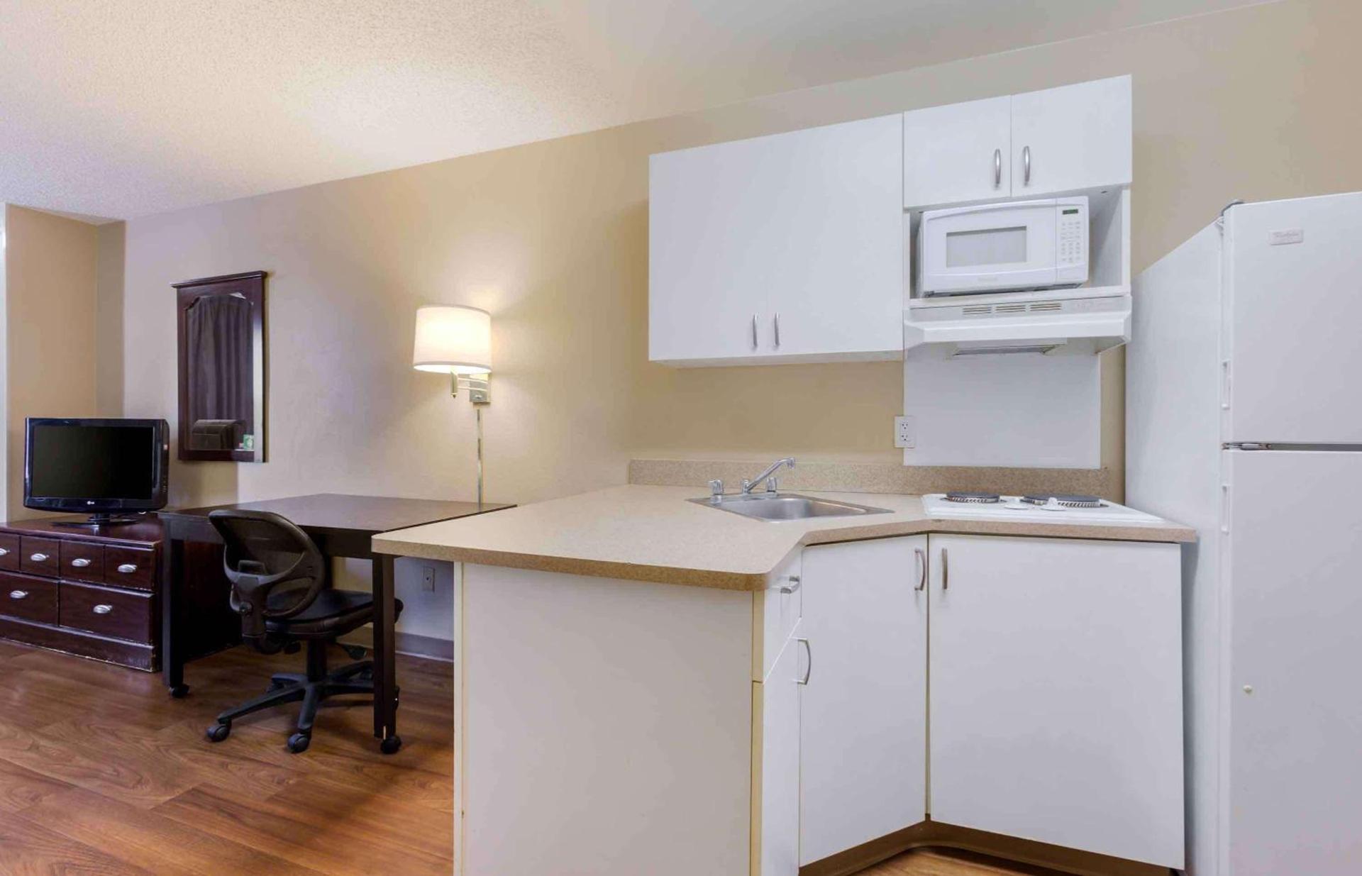 Extended Stay America Suites - Phoenix - Airport photo 28