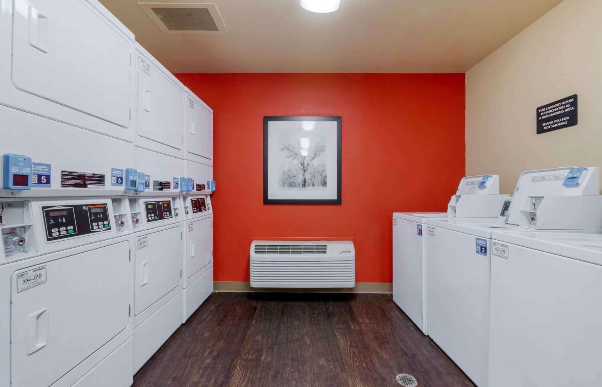 Extended Stay America Suites - Phoenix - Airport photo 33