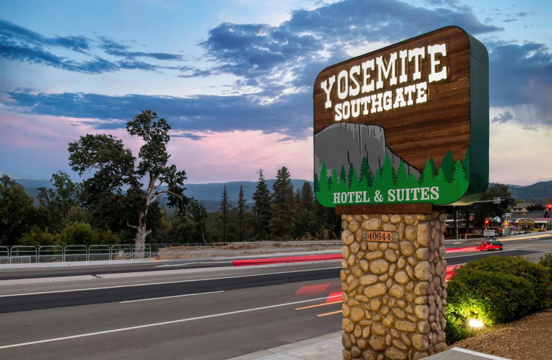 Yosemite Southgate Hotel & Suites photo 8