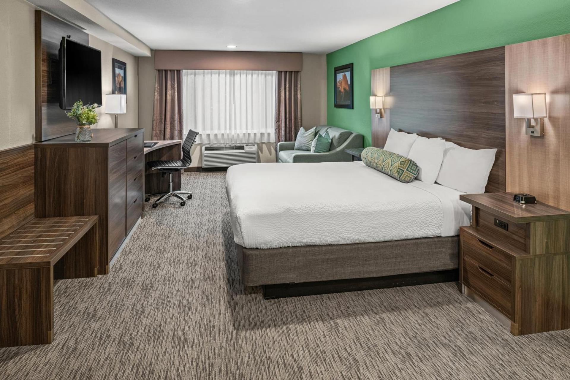 Yosemite Southgate Hotel & Suites photo 36