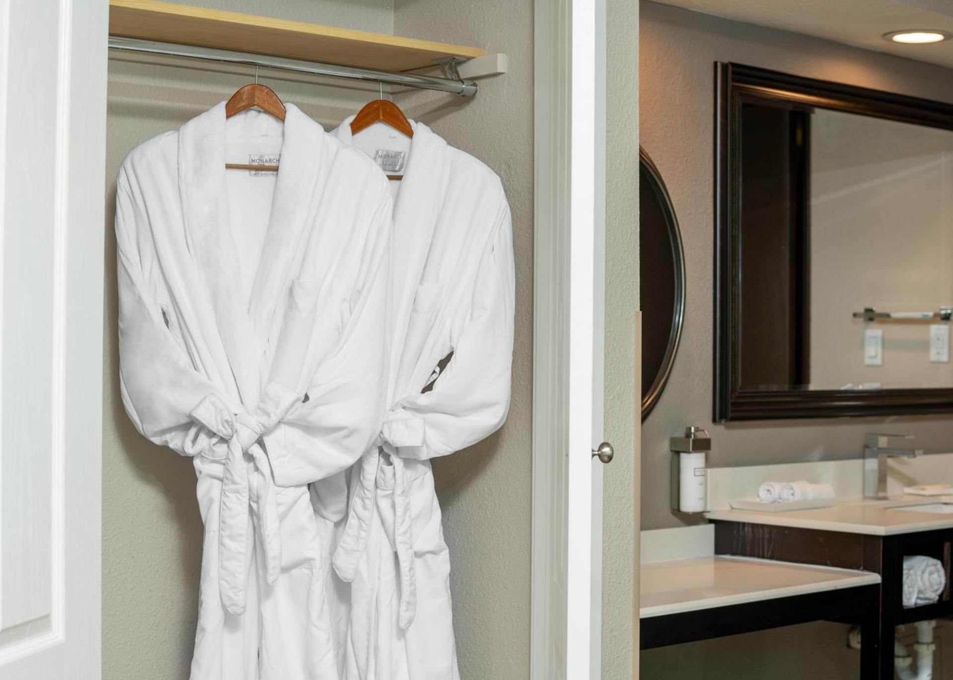 Yosemite Southgate Hotel & Suites photo 48