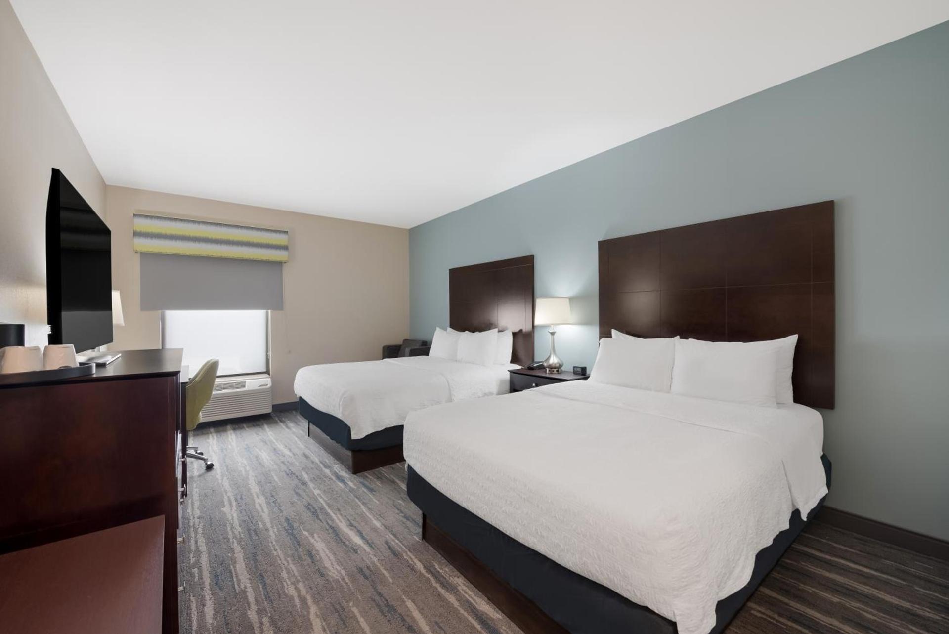 Hampton Inn Marshall photo 55