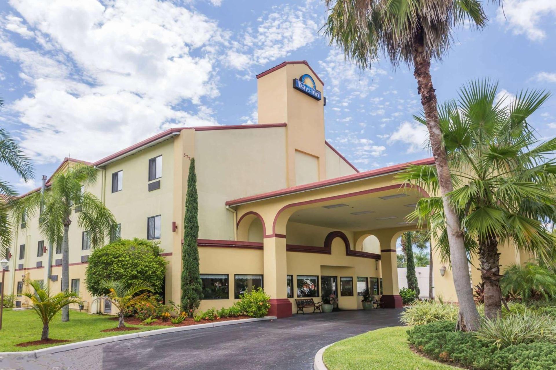 Days Inn by Wyndham Sarasota I-75 — hotel in Sarasota