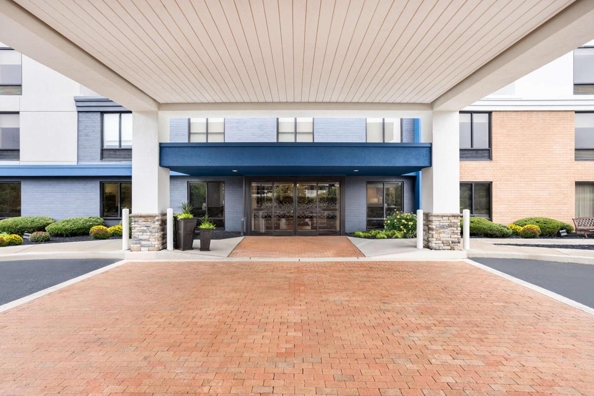 Hampton Inn & Suites Valley Forge/Oaks photo 2