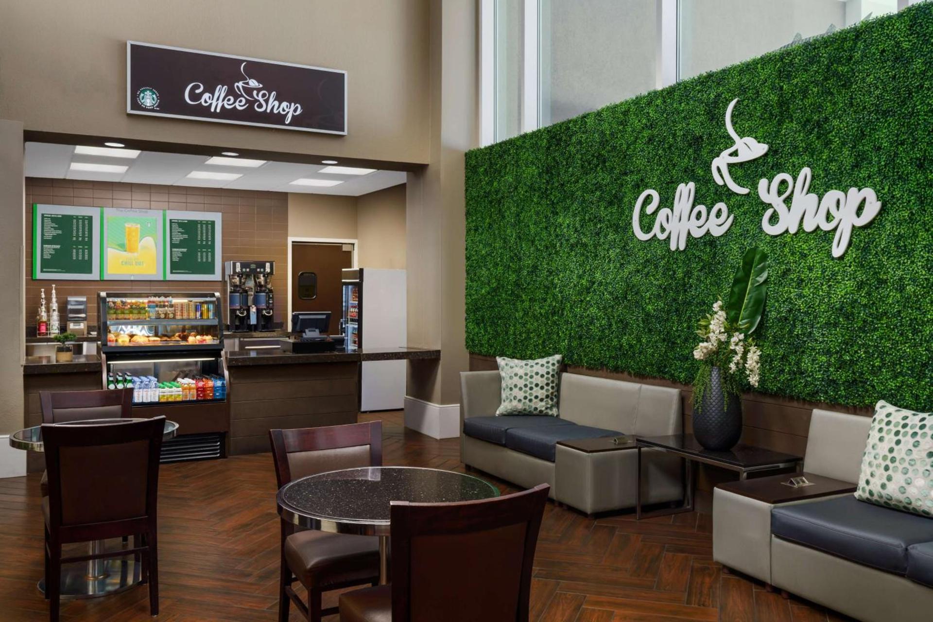 Embassy Suites by Hilton Orlando Lake Buena Vista Resort photo 19