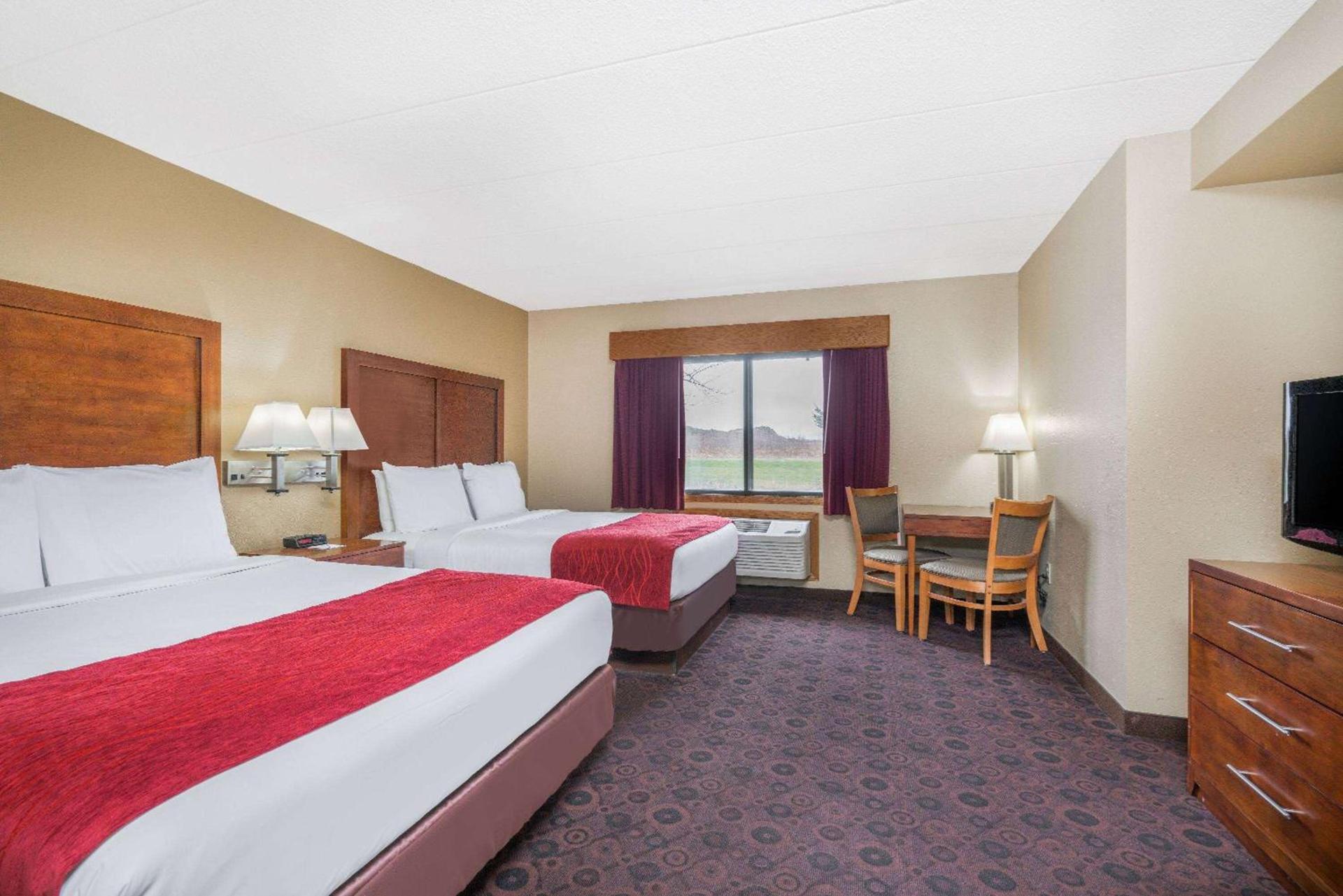 Baymont by Wyndham Kasson Rochester Area photo 13