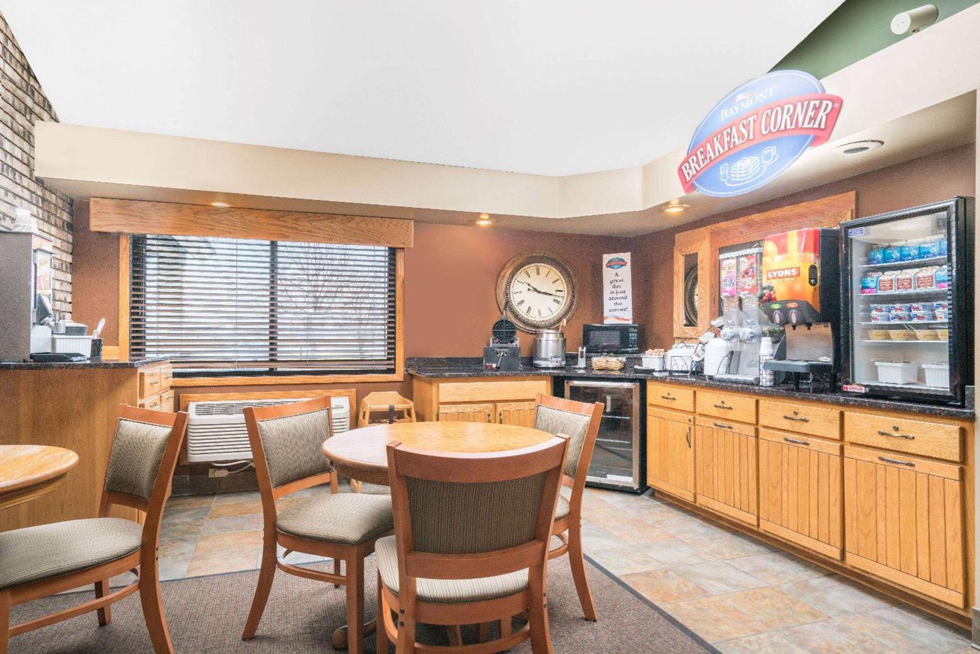 Baymont by Wyndham Kasson Rochester Area photo 16