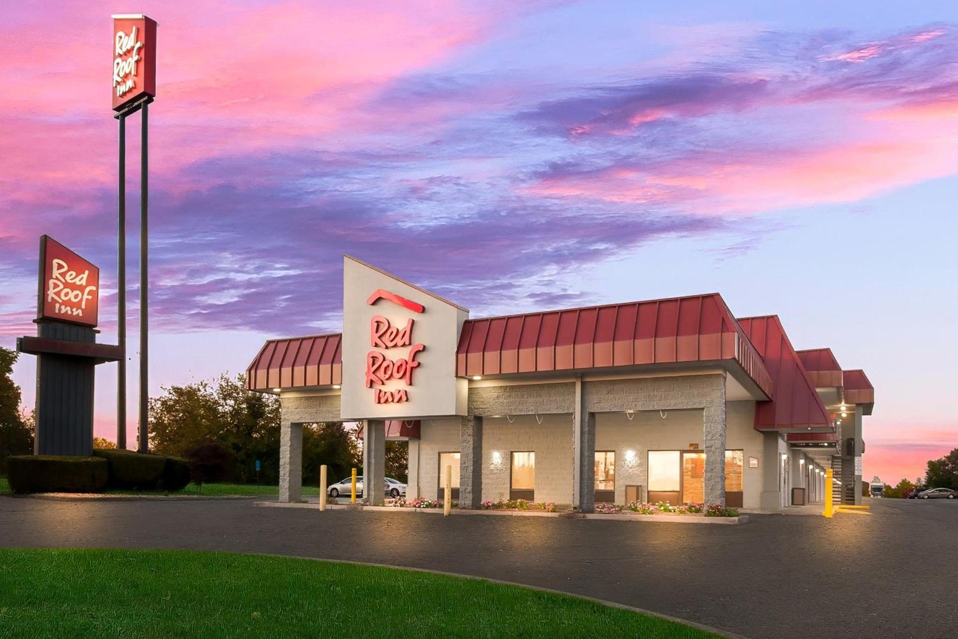 Red Roof Inn Winchester, VA photo 4