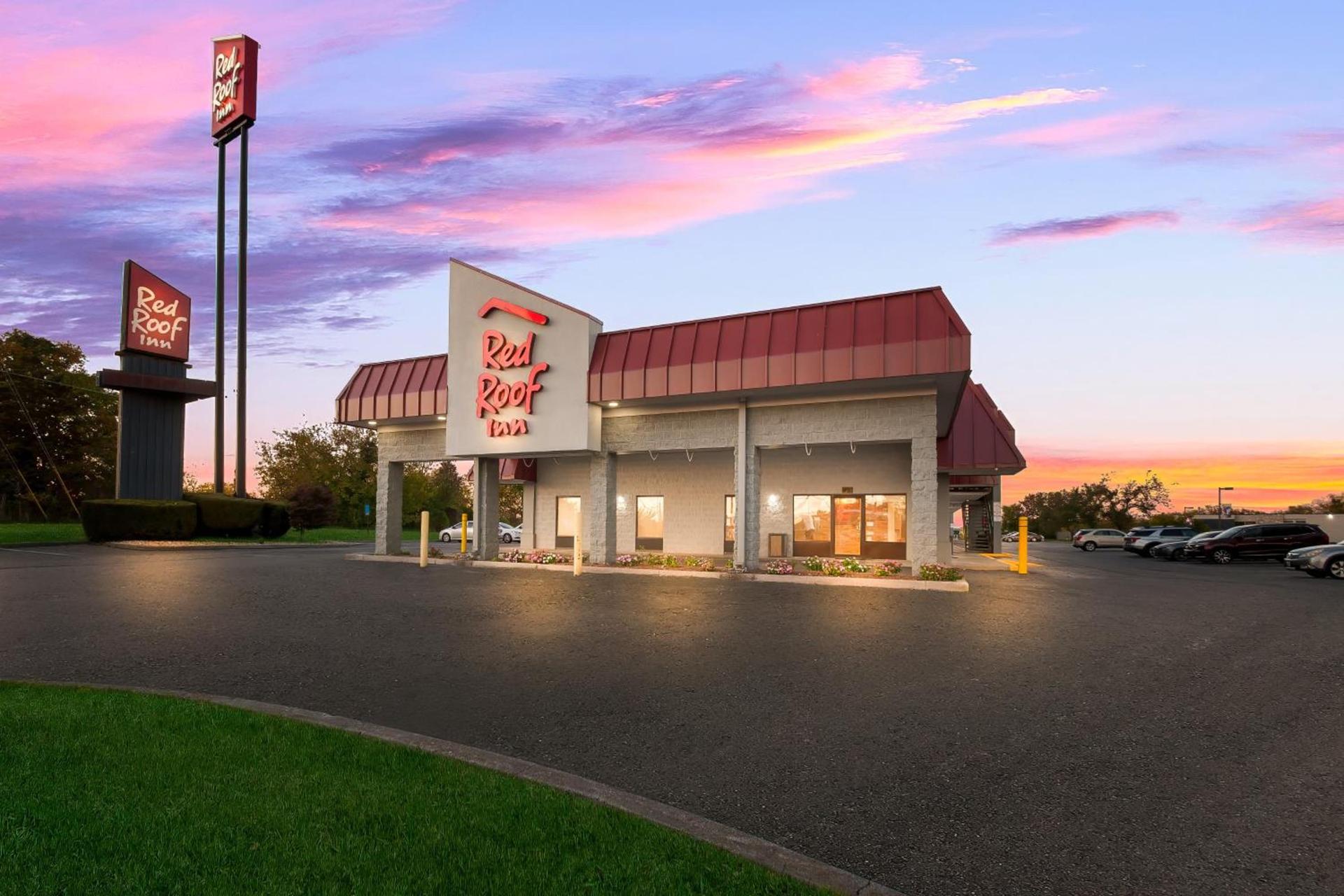 Red Roof Inn Winchester, VA photo 6