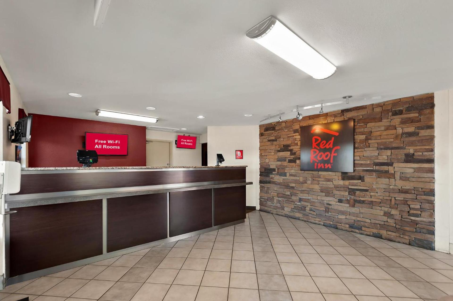 Red Roof Inn Winchester, VA photo 7