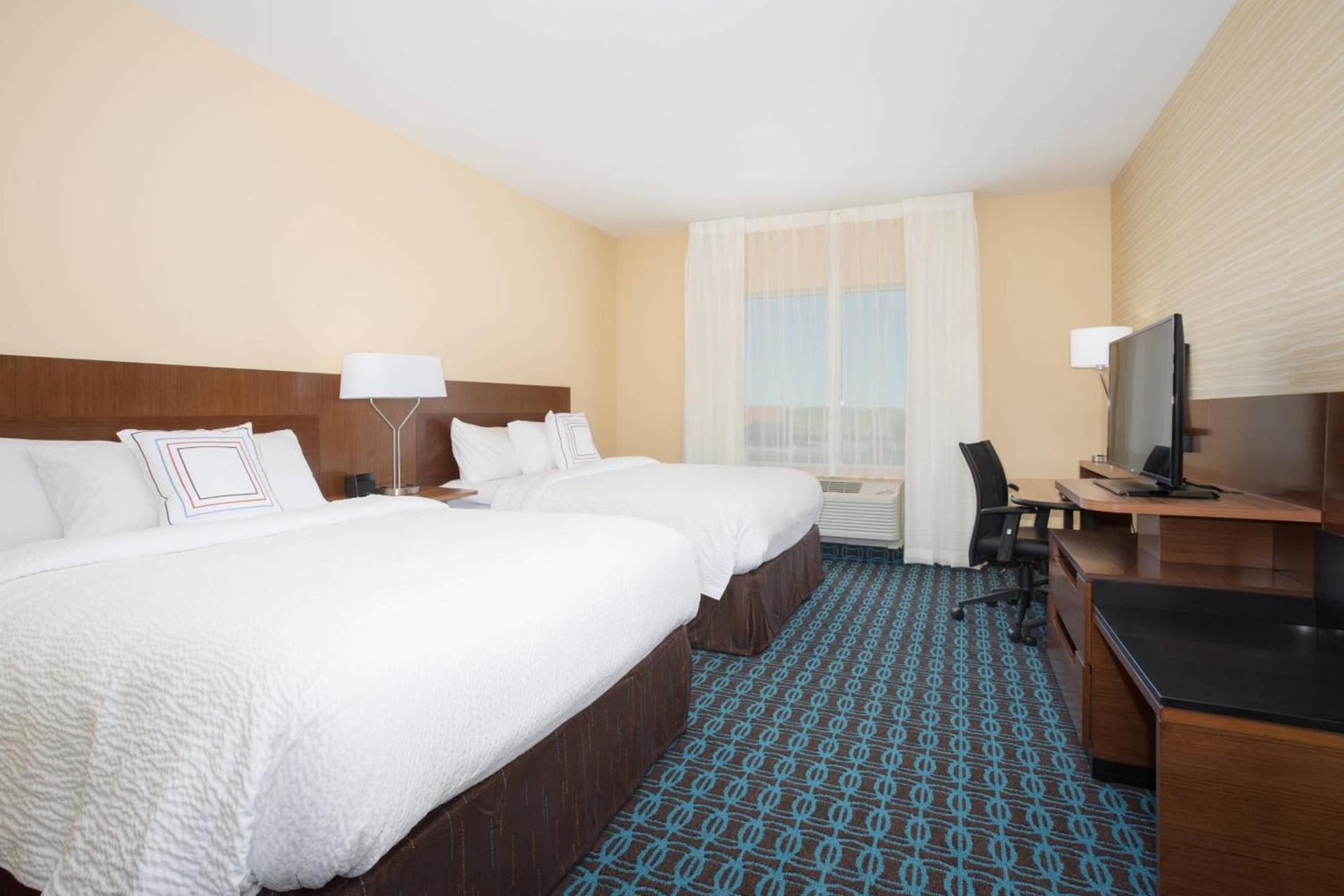 Fairfield Inn & Suites by Marriott Burlington photo 9