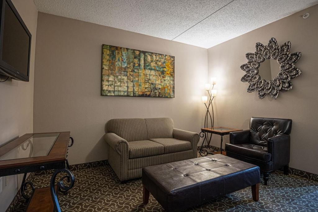 D. Hotel Suites & Spa photo 43