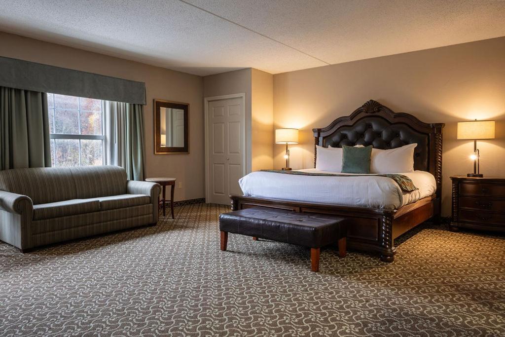 D. Hotel Suites & Spa photo 31
