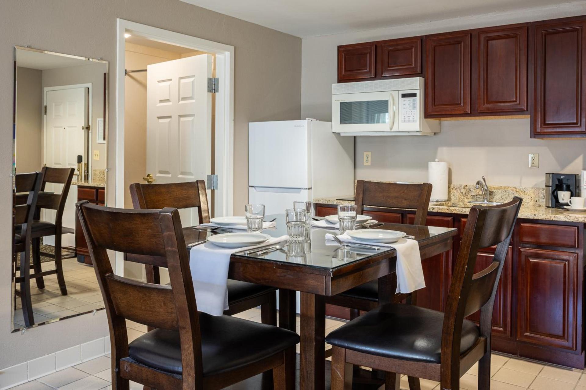 D. Hotel Suites & Spa photo 51