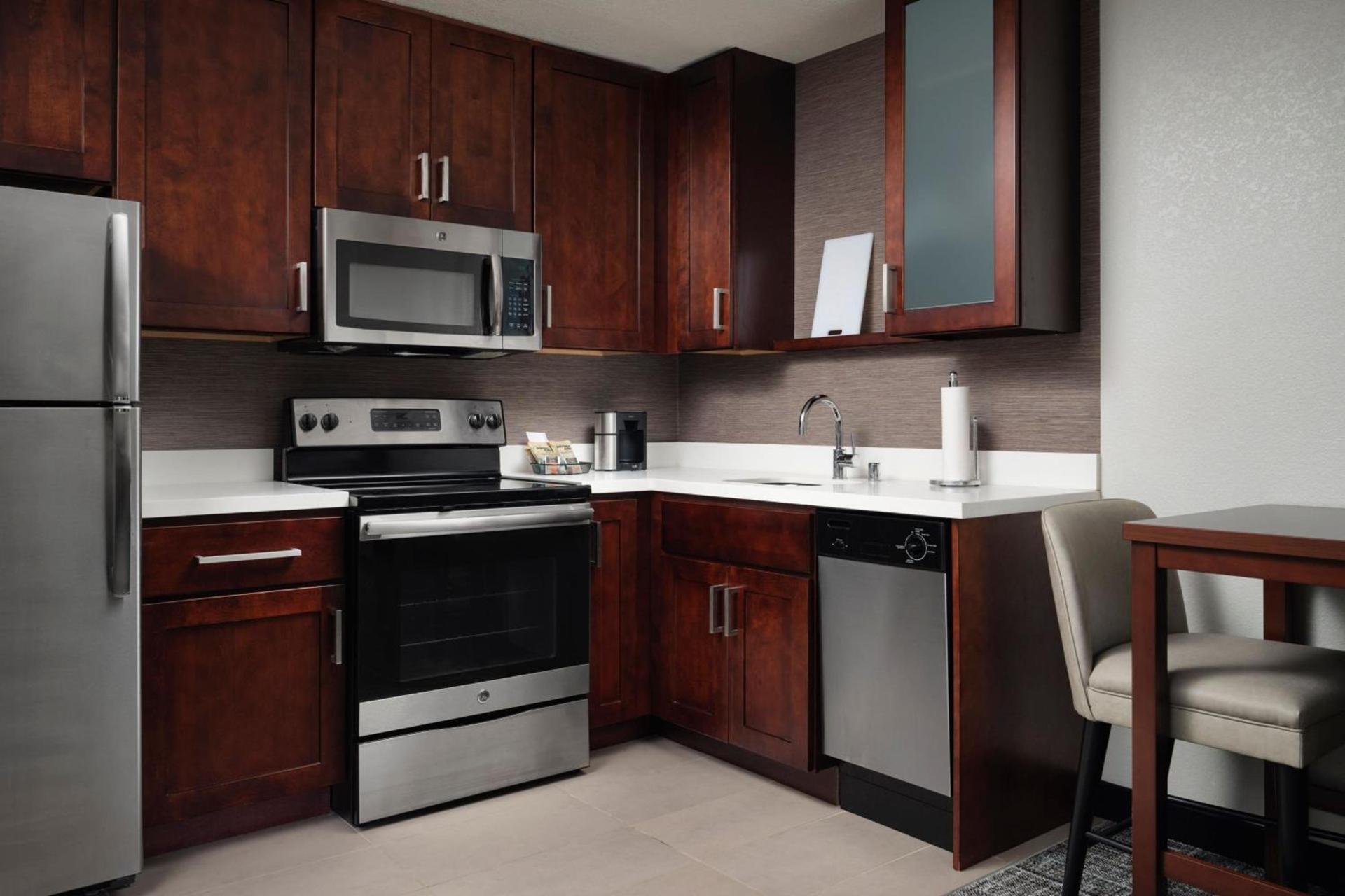 Residence Inn by Marriott Green Bay Downtown photo 14