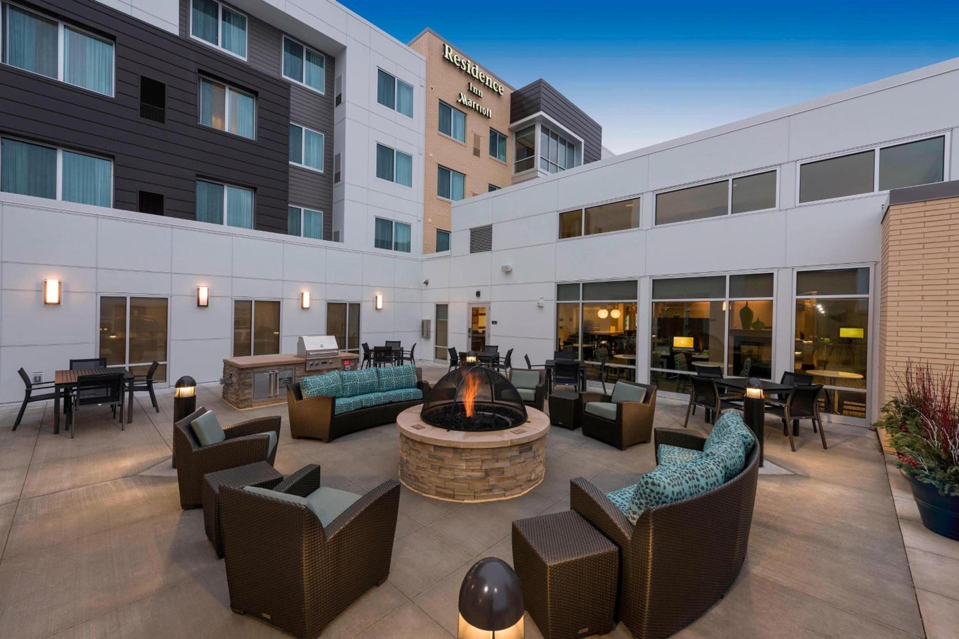 Residence Inn by Marriott Green Bay Downtown photo 24